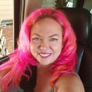 Meet your Posher, Gina